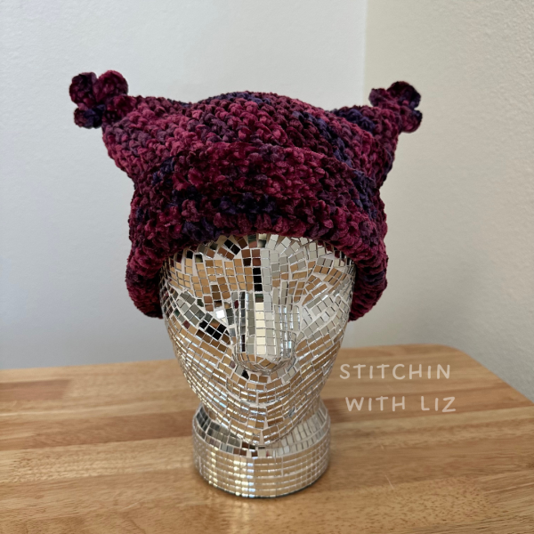 Chowder beanie in Burgundy Online Sale